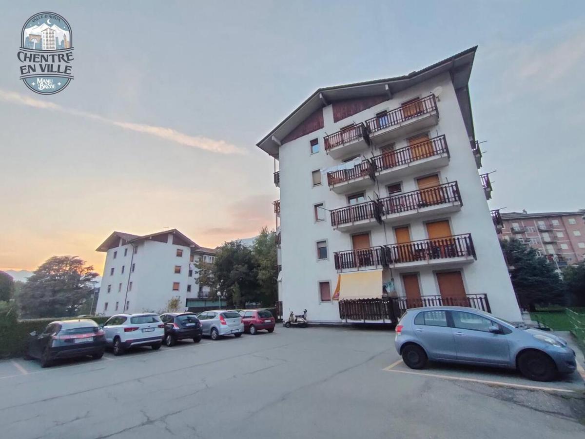 Appartamento Chentre En Ville - A 2 Passi Dal Centro - Parcheggio Gratuito - Cir-Vda-Aosta-0073 Εξωτερικό φωτογραφία
