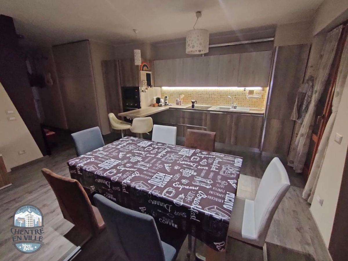 Appartamento Chentre En Ville - A 2 Passi Dal Centro - Parcheggio Gratuito - Cir-Vda-Aosta-0073 Εξωτερικό φωτογραφία