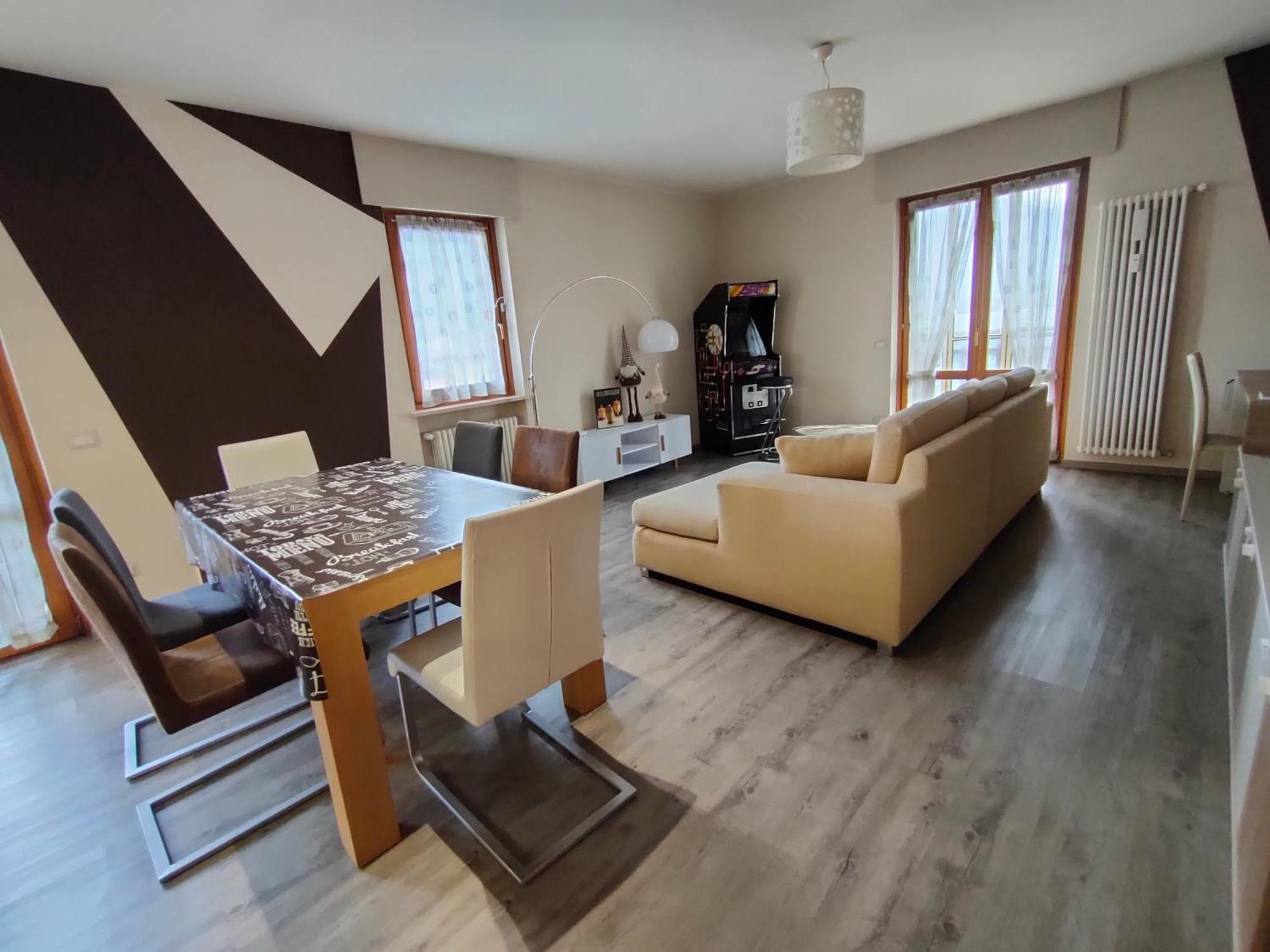 Appartamento Chentre En Ville - A 2 Passi Dal Centro - Parcheggio Gratuito - Cir-Vda-Aosta-0073 Εξωτερικό φωτογραφία